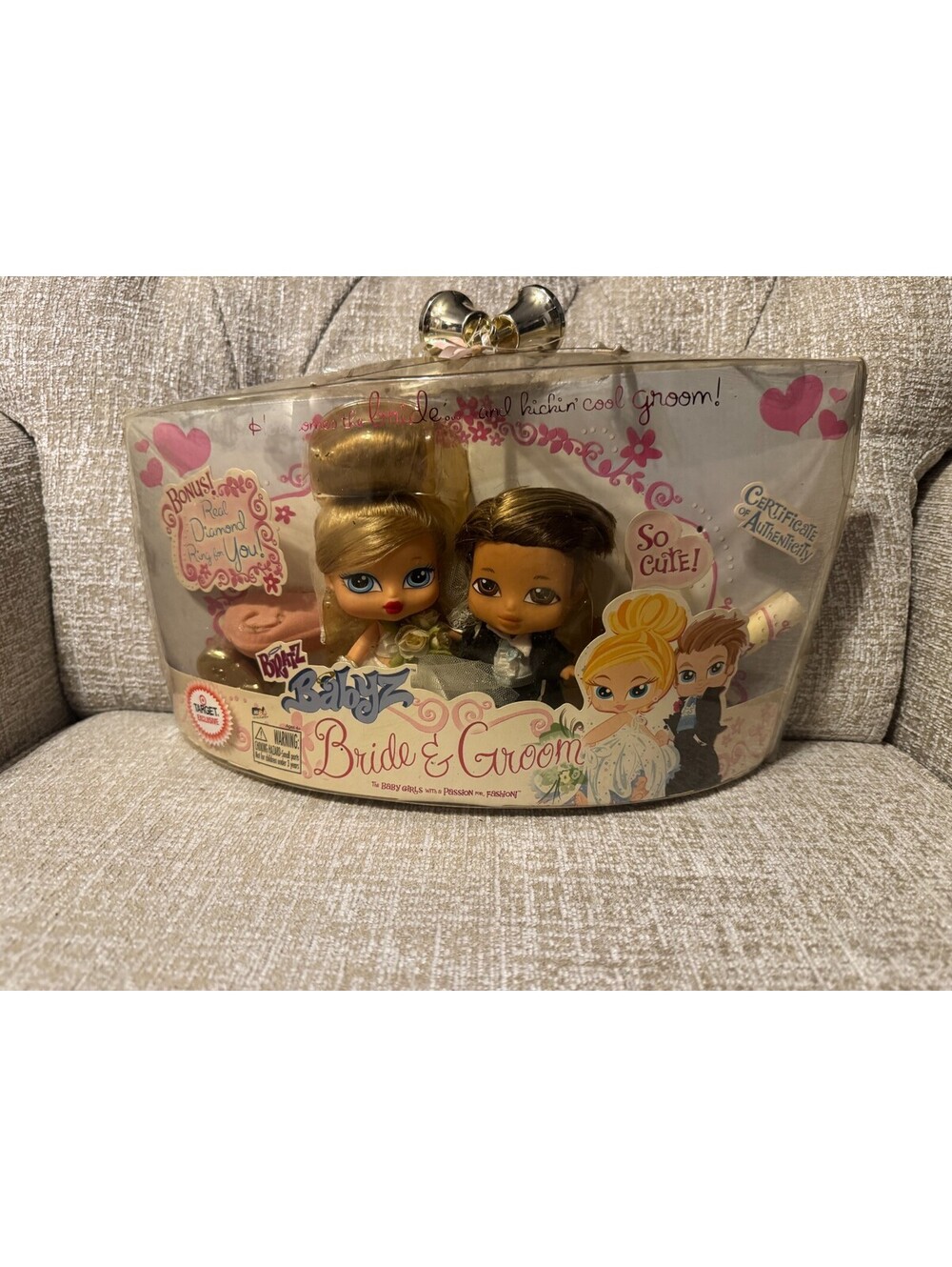 New Target exclusive BRATZ BABYZ Bride Groom Baby Doll Topper Diamond Ring READ